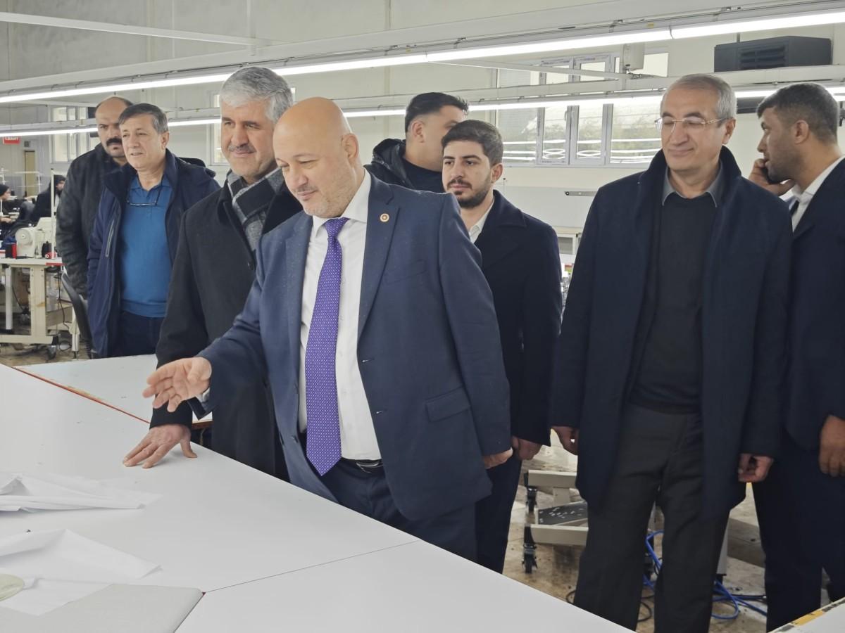 AK Parti Adıyaman Milletvekili Resul Kurt Kahta OSB’de incelemelerde bulundu