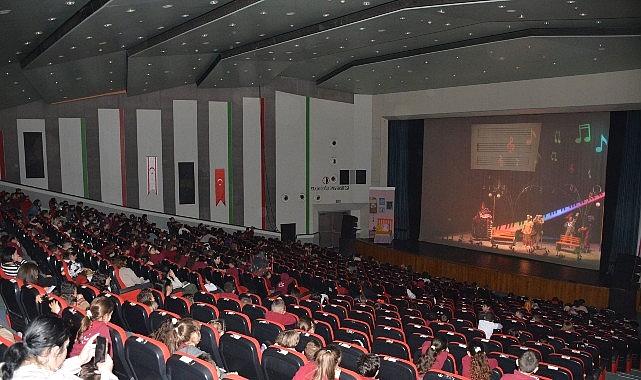 1. Lefkoşa Çocuk Tiyatrosu Şenliği “Sesler Ülkesi" Oyunuyla Başladı