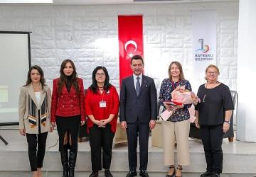 Bayraklı'da Kadına Yönelik Şiddetle Mücadele Çalıştayı