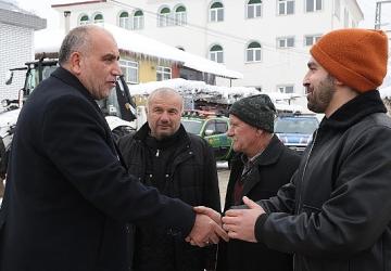 Canik'te Karla Etkin Mücadele: Solüsyon ve Tuzlama Çalışmaları Son Hız