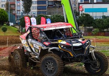 Trabzon Offroad Yarışı'nda Alver ve Oğuz Zirvede