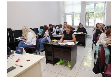 Yabancı dil KO-MEK'le öğreniliyor