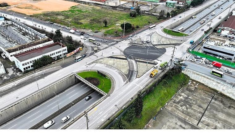 Gebze Feniş Kavşağı'nda trafik rahat ve akıcı