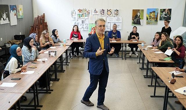 Ressam Cemal Toy, renklerin şifasını Kocaeli'ye taşıdı