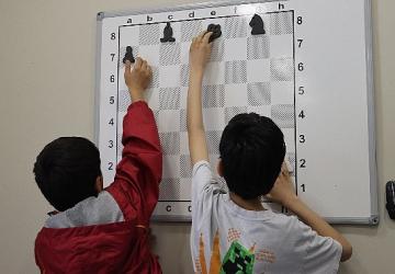 Maltepe'de Minik Zihinler Satrançla Güçleniyor