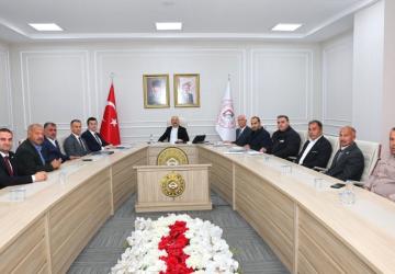 Adıyaman Valisi Osman Varol köy muhtarlarıyla bir araya geldi