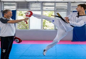Mahalle salonundan Avrupa arenasına