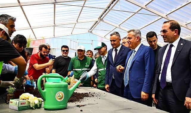 Öğrencileri Doğayla Buluşturan “Kemalpaşa Tarım ve Doğal Yaşam Köyü" Açıldı