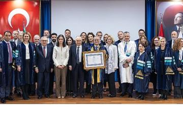 İtalya Cumhuriyeti'nin Türkiye Büyükelçisi Ekselansları Giorgio Marrapodi'ye Yeditepe Üniversitesi'nden Fahri Doktora