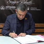 CHP Genel Başkanı Özel, ‘Unutmayacağız’ çadırında anı defterini imzaladı - Videolu Haber