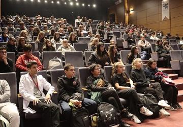 Maltepe'de uygulamalı afet eğitimleri devam ediyor