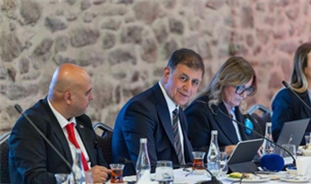 Tugay'dan turizm sektörüne destek ve iş birliği çağrısı