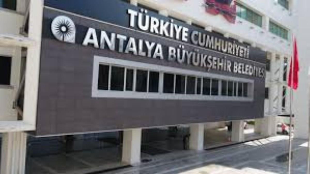 Antalya Büyükşehir Belediyesi’ne yönelik operasyonda 14 gözaltı
