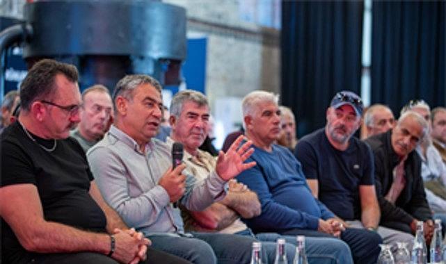 Başkan Tugay su ürünleri kooperatiflerinin temsilcileri ile buluştu Başkan Tugay su ürünleri kooperatiflerinin temsilcileri ile buluştu