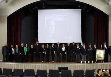 Karabağlar Belediyesi'nden Duygu Dolu 10 Kasım Söyleşisi