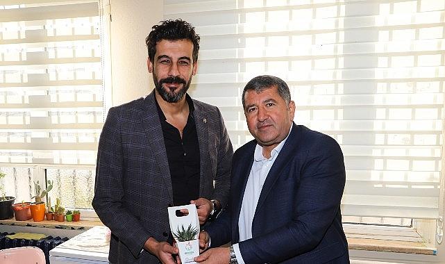 Bayındır Belediye Başkanı Davut Sakarsu, Öğretmenler Günü Dolayısıyla Okulları Ziyaret Etti