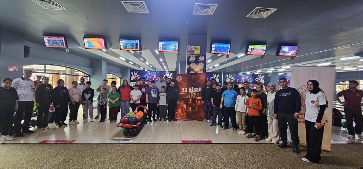 34 özel sporcu piste çıktı: Adıyaman’da Coşku dolu bowling turnuvası sona erdi