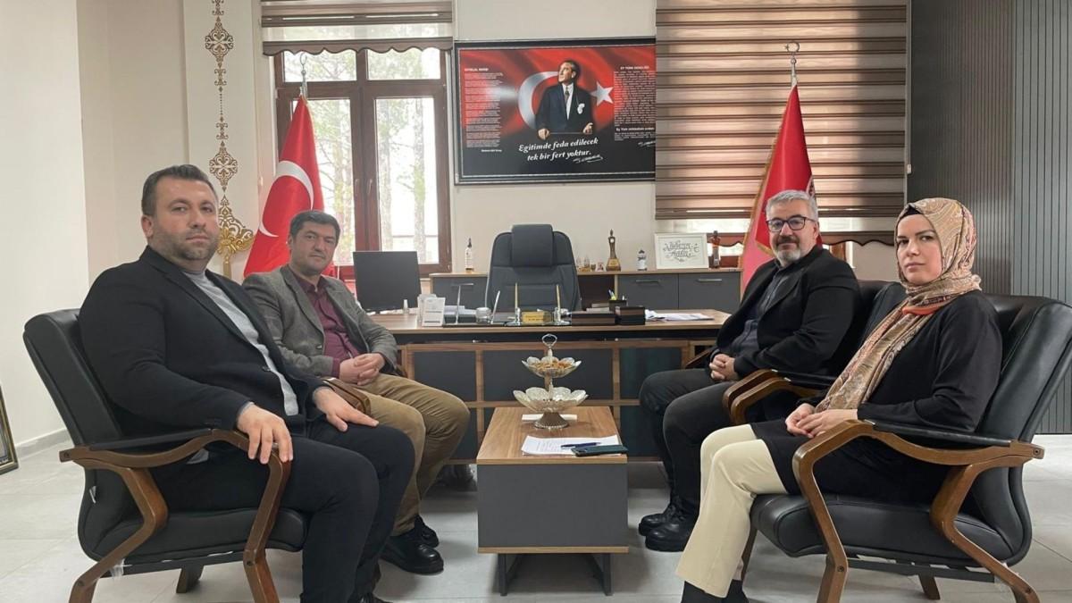 Ali Çiçin, Tut İlçe Milli Eğitim Müdürlüğünü ziyaret etti