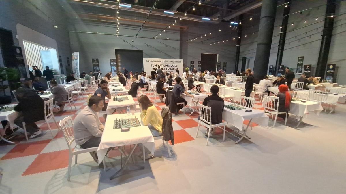 Şanlıurfa’da Öğretmenler Arası Satranç Turnuvası Yapıldı