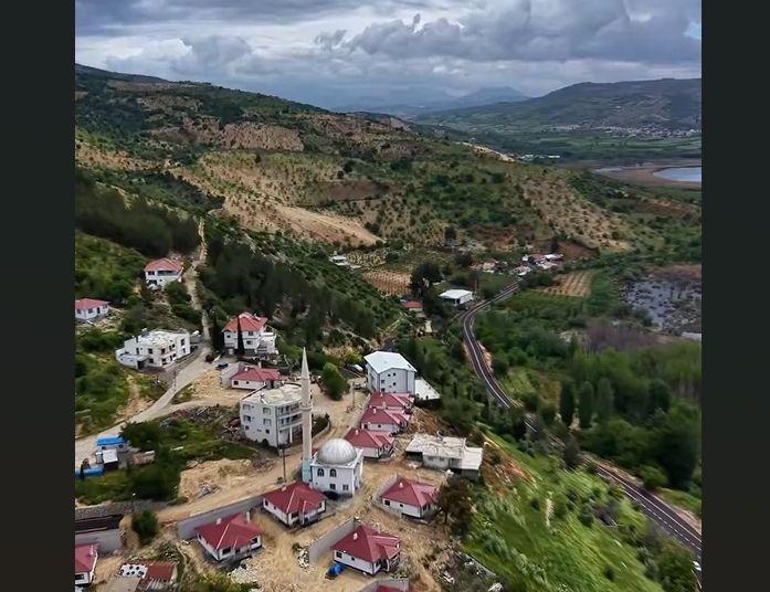 Bağlarbaşı Köyü’nde Sıcak Asfalt çalışmaları tamamlandı - Videolu Haber