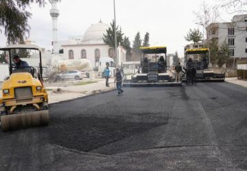 Adıyaman’da Arzumkent Caddesi yenileniyor: Asfalt serimine başlandı