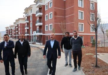 Vali Varol, Gölbaşı’nda Belediye Hizmetleri ve TOKİ Afet Konutları'nı inceledi
