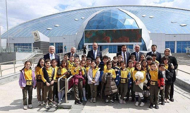 Konya Protokolü Bilim Merkezi'nde Öğrencilerle Buluştu