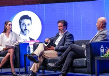 Teknoloji ve İnovasyon Zirvesi'nde söz uzmanların: “Yapay zekayla insanlık tarihini değiştirecek muazzam eşik aşıldı"