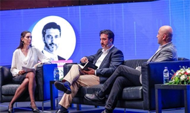 Teknoloji ve İnovasyon Zirvesi'nde söz uzmanların: “Yapay zekayla insanlık tarihini değiştirecek muazzam eşik aşıldı"