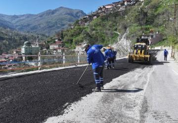Denizli’de Ulaşım İçin Yol Çalışmaları Sürüyor
