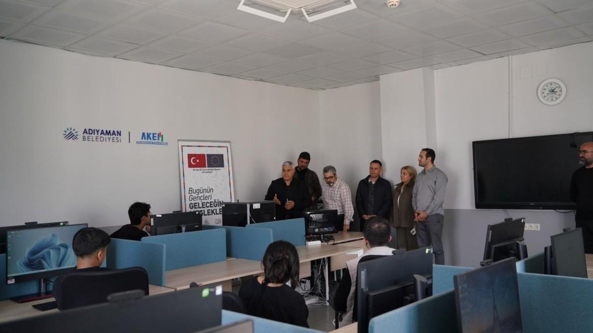 Adıyaman'da öğrenciler, DİGEM’de dijital geleceğe hazırlanıyor - Videolu Haber