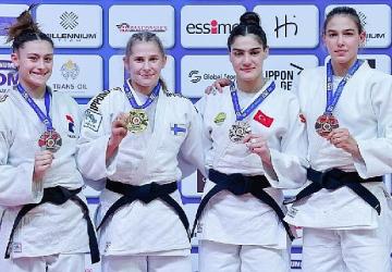 Sinem Oruç Moldova'dan Madalyayla Döndü