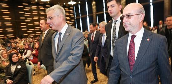 Sağlık Bakanı Memişoğlu Anne Baba Adayları ile “İlk Adım Ebe Gebe Okulu Aile Buluşması"nda Bir Araya Geldi