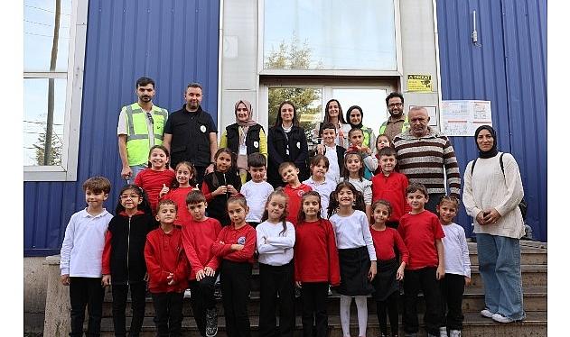 Kartepe'de Çocuklara Geri Dönüşüm Bilinci Aşılanıyor