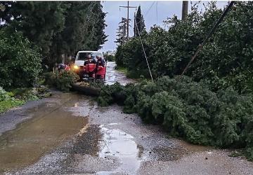 Menderes Belediyesi Yoğun Yağışlarda Sahada