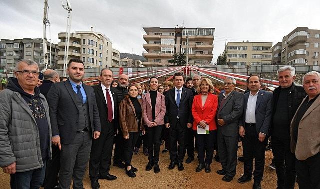 Başkan Aydın'dan Osmangazi'ye Çifte Hizmet