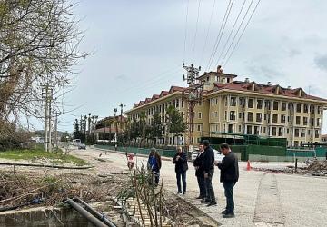 Başkan Topaloğlu ilçe genelinde incelemelerde bulundu