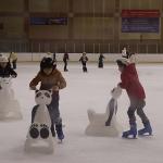 Maltepeli çocuklar tatilin keyfini buz pistinde çıkardı