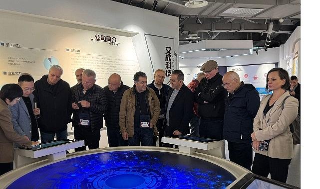 Karabağlar Belediyesi'nden Çin'e Uluslararası İşbirliği Ziyareti Karabağlar Belediyesi'nden Çin'e Uluslararası İşbirliği Ziyareti