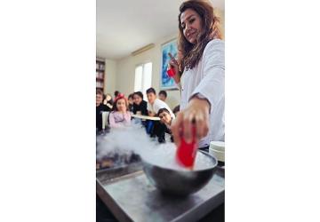 Maltepe'de çocuklar bilimi eğlenerek öğreniyor