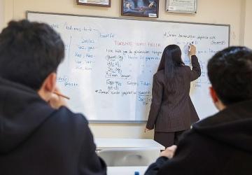 Büyükşehir'in gençlere eğitim desteği sürüyor