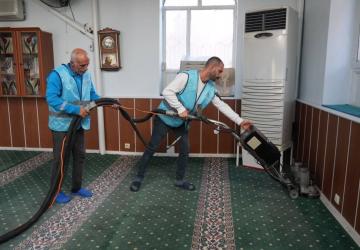 Adıyaman Belediyesi’nden ibadethanelerde yoğun temizlik çalışması - Videolu Haber