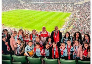 Türkiye Eğitim Gönüllüleri Vakfı (TEGV) ve Prometeon Türkiye, çocukları milli maç heyecanında buluşturdu