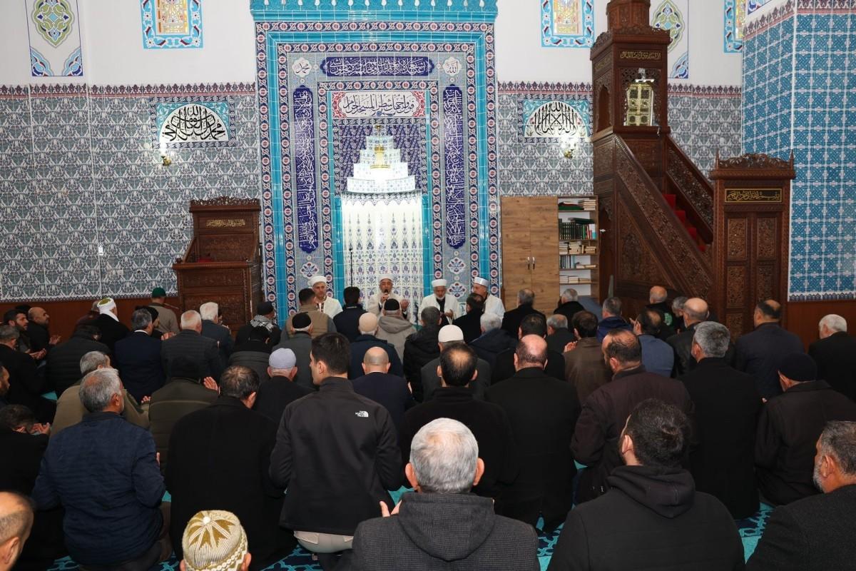 Mevlid-i Şerif ile deprem şehitleri anıldı