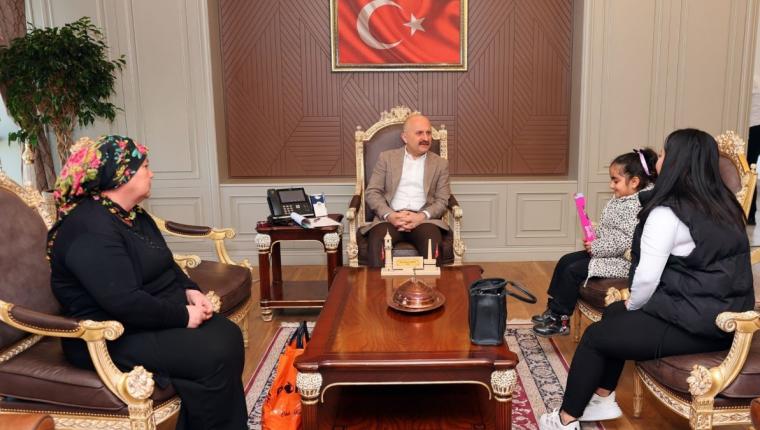 Vali Varol, vatandaşların sorunlarını dinledi