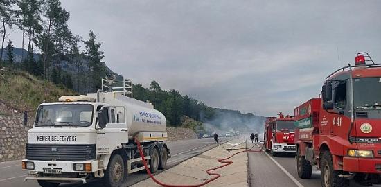Kemer'de araç yangını