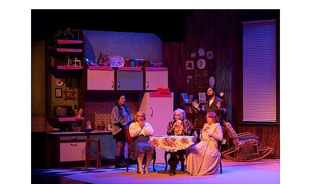 Adanalılar, "Üç Jokerli Konken'i" keyifle izledi