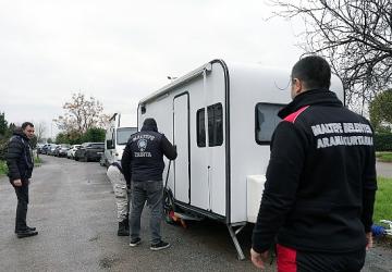 Maltepe Belediyesi karavan işgallerine geçit vermiyor