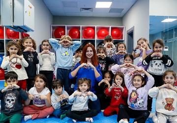 Kaş Ova Spor Salonu Kaşlı çocukların ortak buluşma noktası oldu