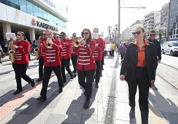 Karşıyaka'da nostalji rüzgarları esecek: Oldies Müzik Festivali başlıyor!